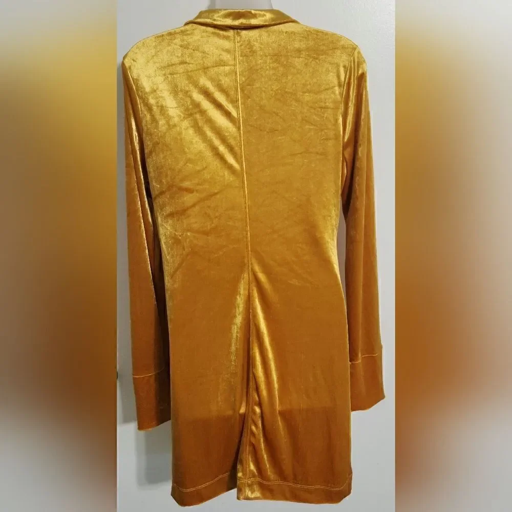 NWOT Free people Shayla Velvet Mini size M yellow